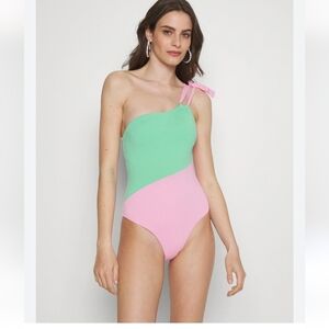 VERO MODA VMLYLA One Piece SWIMSUIT  size L